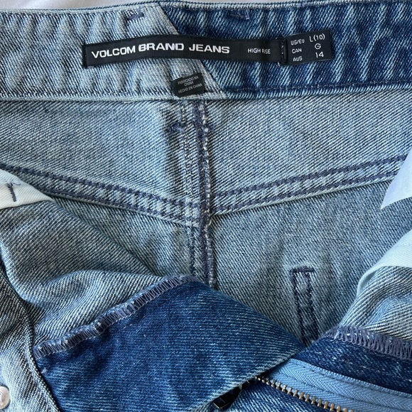 Volcom High-Rise Distressed Denim Skirt - Picture 7 of 7